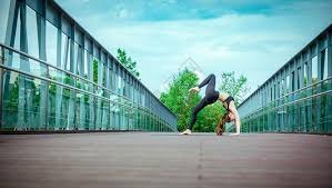 《黎明飞驰》“赛道疾驰”版本12.5上线！两大神车降临，五大传奇赛道解锁！